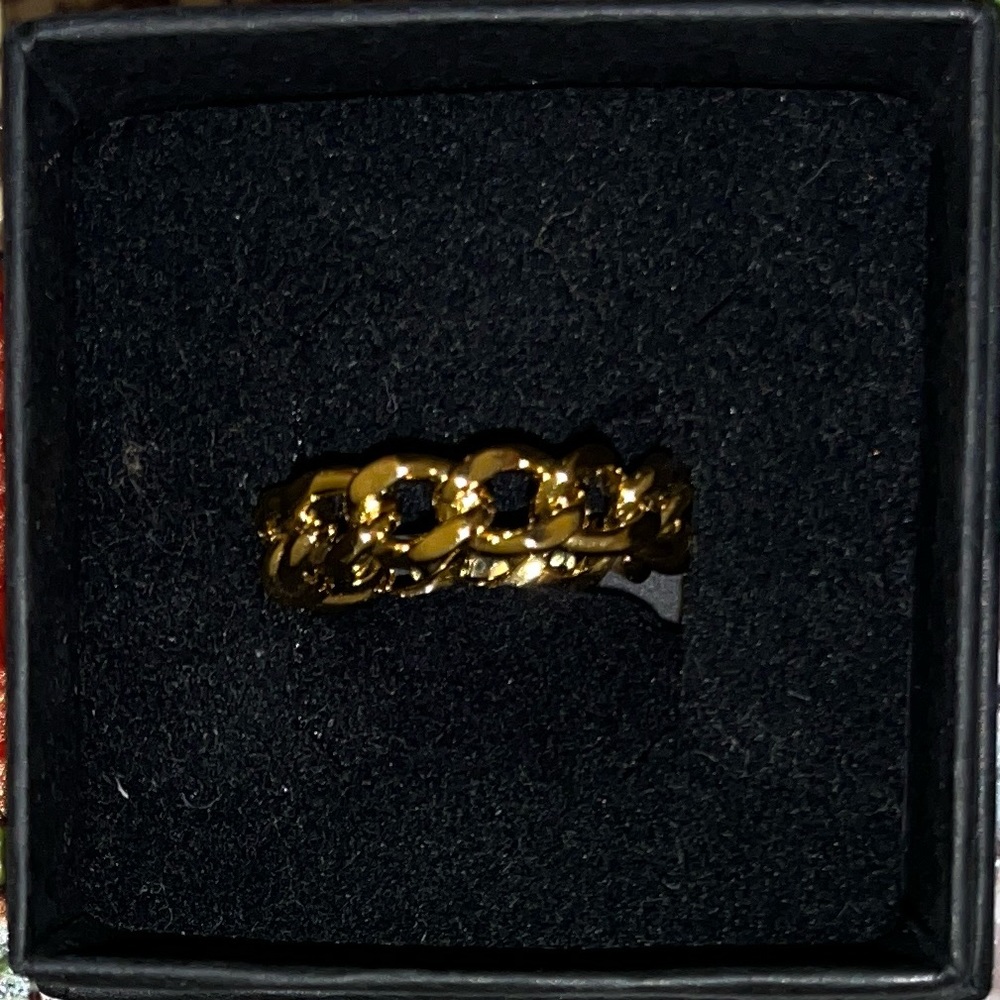 Playboy x Dalmata | NWT | gold plate rabbit head chain ring - Picture 6 of 6